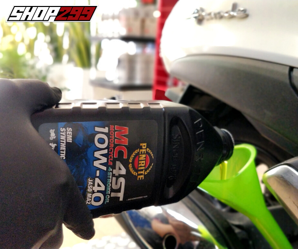 Nhớt PENRITE MC 4ST SEMI SYNTHETIC 10W40 Nhớt PENRITE MC 4ST SEMI SYNTHETIC 10W40