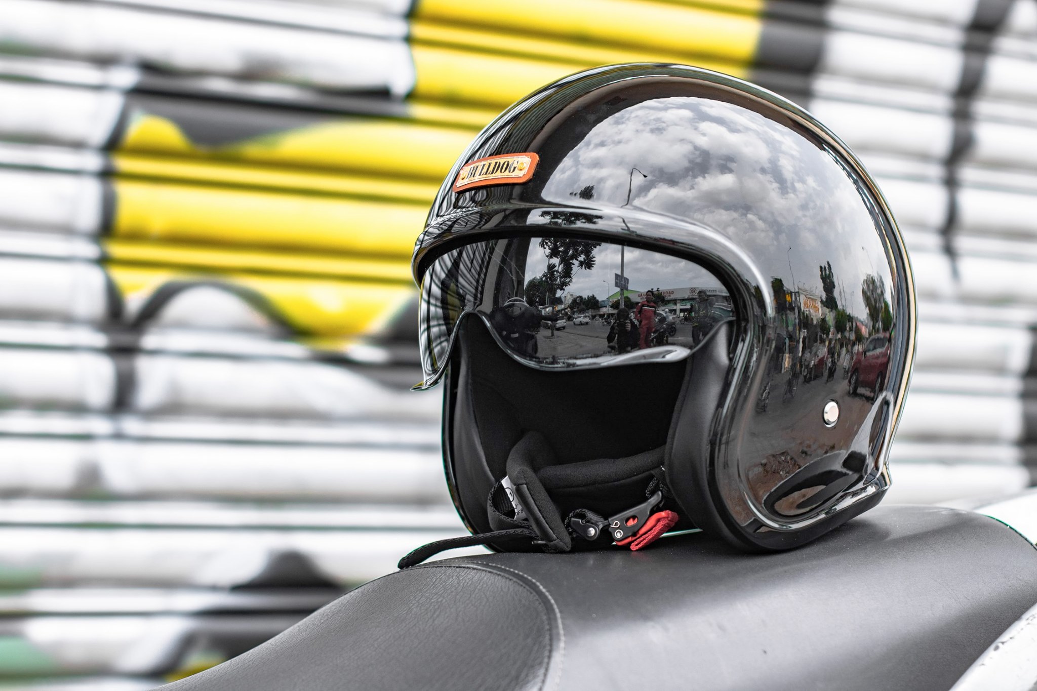 Mũ 3/4 Bulldog Beagle Đen Bóng Mũ 3/4 Bulldog Beagle Đen Bóng