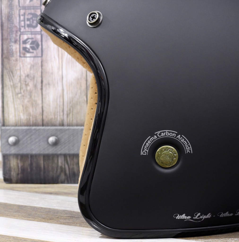 Dây viền Mũ 3/4 Bulldog Heli Fiberglass Trắng Bóng Dây viền Mũ 3/4 Bulldog Heli Fiberglass Trắng Bóng