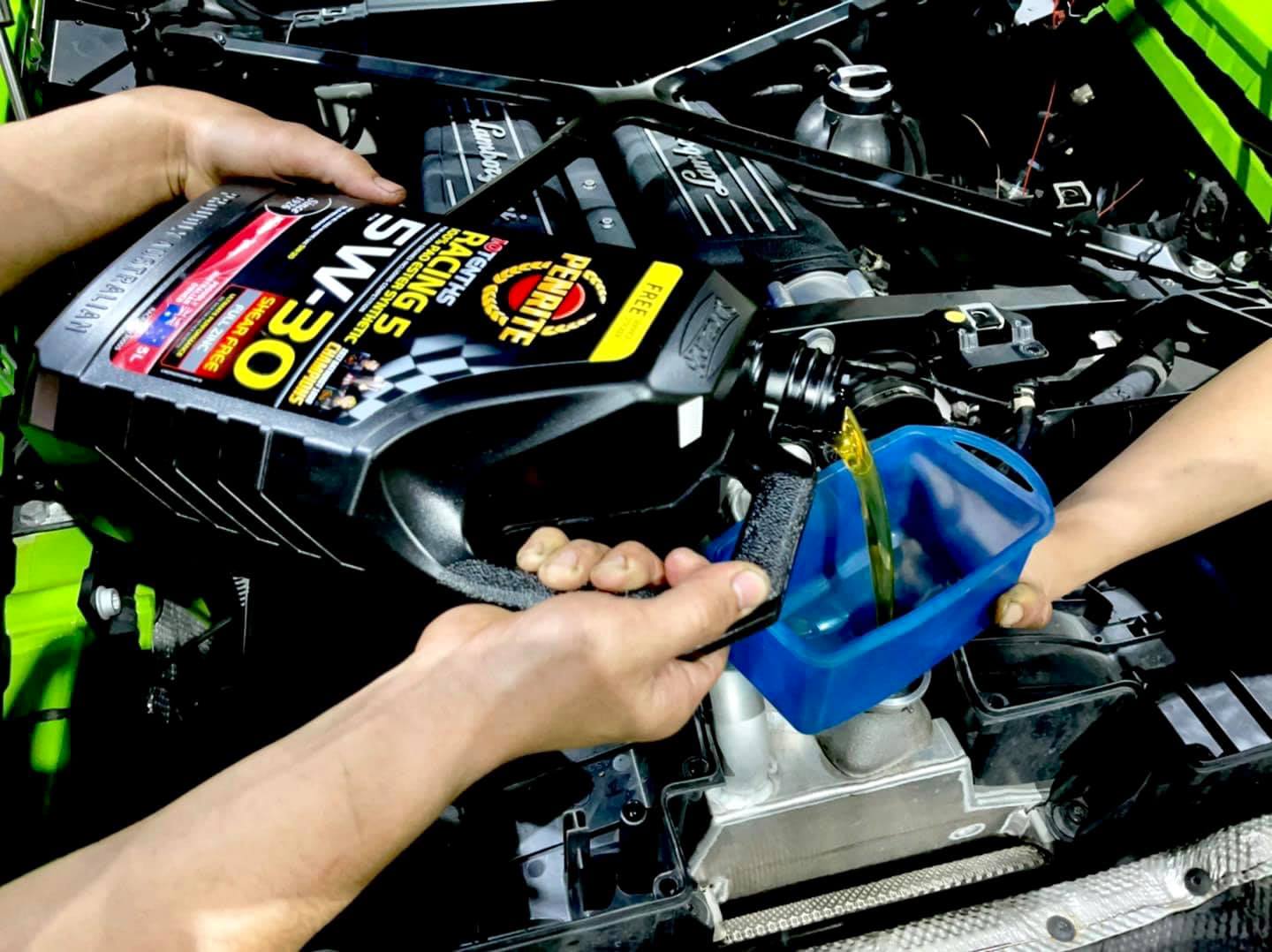 NHỚT PENRITE 10 TENTHS RACING 5 5W30 (100% PAO & ESTER) 5L NHỚT PENRITE 10 TENTHS RACING 5 5W30 (100% PAO & ESTER) 5L