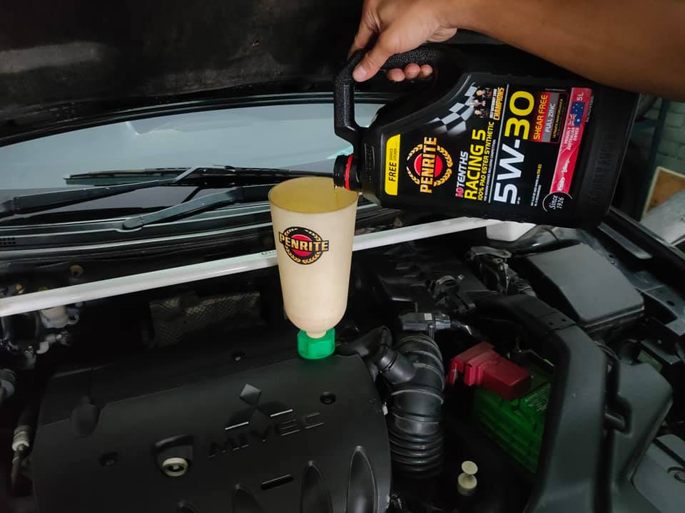 NHỚT PENRITE 10 TENTHS RACING 5 5W30 (100% PAO & ESTER) 5L NHỚT PENRITE 10 TENTHS RACING 5 5W30 (100% PAO & ESTER) 5L