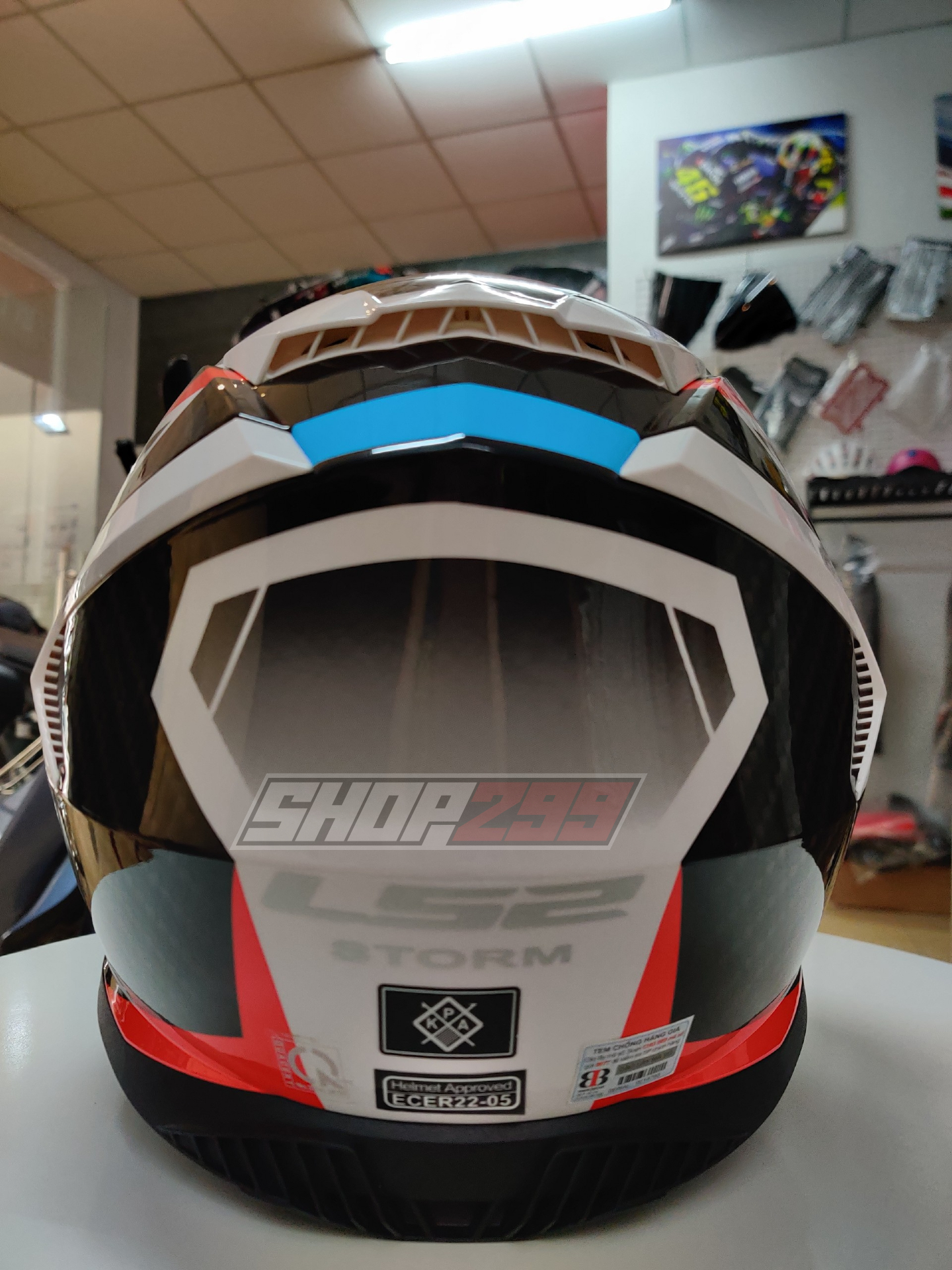 Hệ thống thông khí sau mũ fullface LS2 Storm Racer Đỏ Xanh Hệ thống thông khí sau mũ fullface LS2 Storm Racer Đỏ Xanh