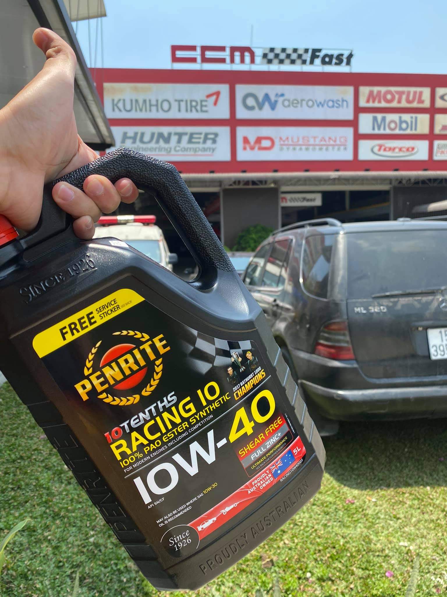 NHỚT PENRITE 10 TENTHS RACING 10 10W40 (100% PAO & ESTER) 5L NHỚT PENRITE 10 TENTHS RACING 10 10W40 (100% PAO & ESTER) 5L