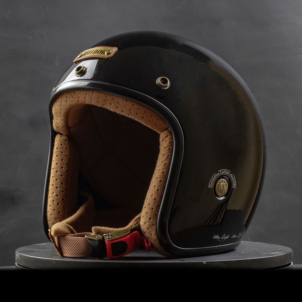 Mũ 3/4 Bulldog Heli Fiberglass Đen Bóng Mũ 3/4 Bulldog Heli Fiberglass Đen Bóng