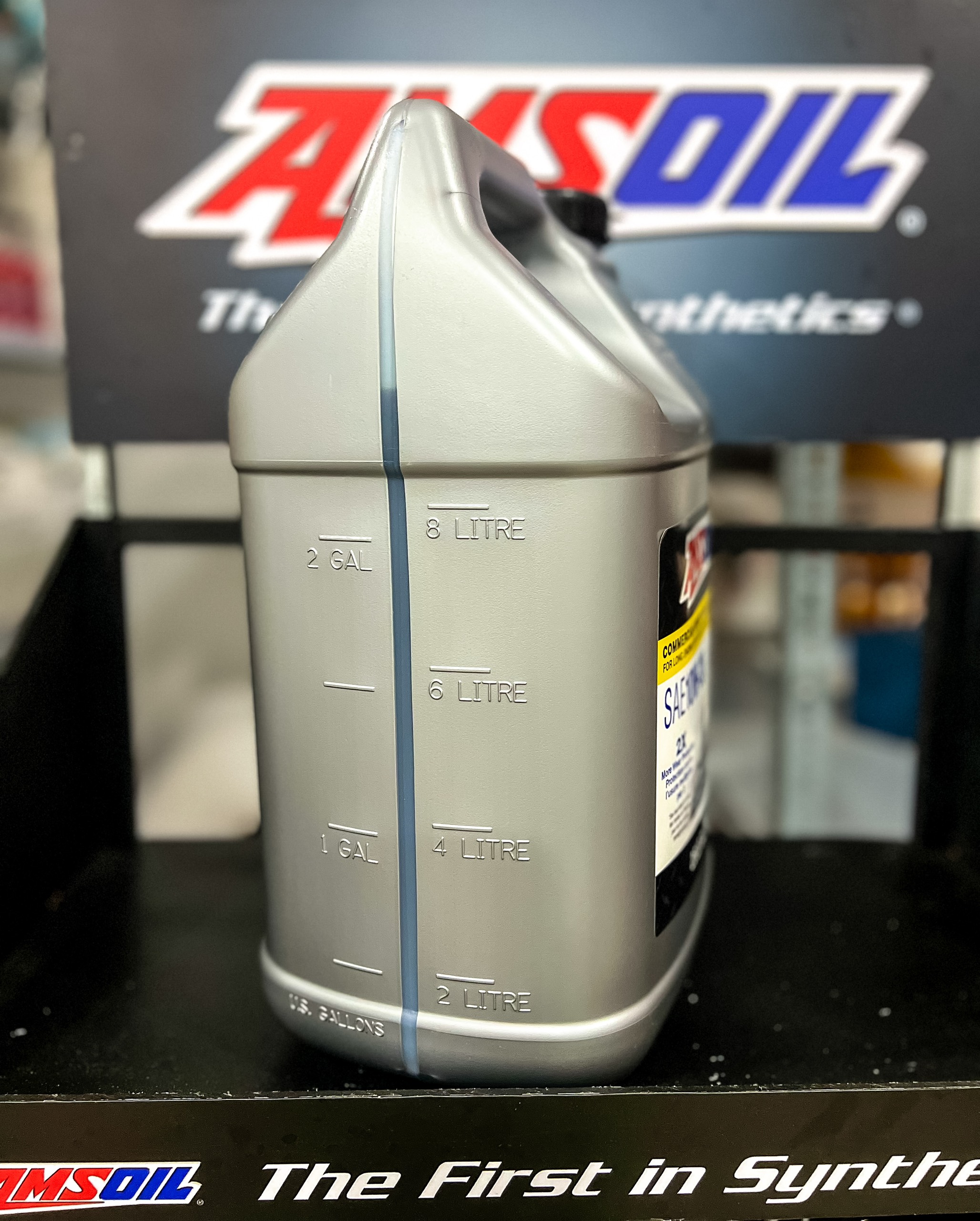 AMSOIL DIESEL OIL COMMERCIAL GRADE 10W30 - 9,46L AMSOIL DIESEL OIL COMMERCIAL GRADE 10W30 - 9,46L