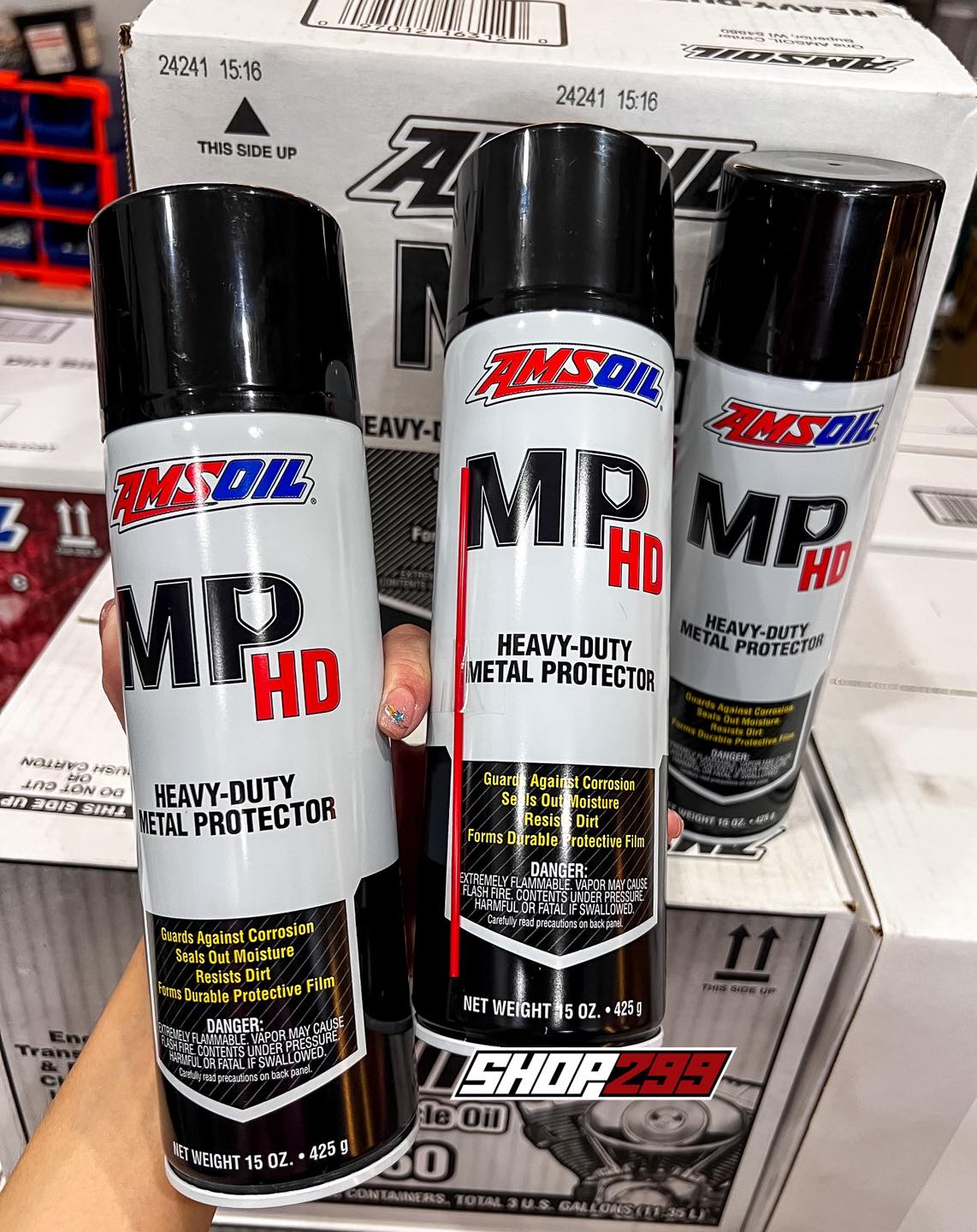 AMSOIL HEAVY-DUTY METAL PROTECTOR - CHAI XỊT BẢO VỆ CHỐNG GỈ - 425G AMSOIL HEAVY-DUTY METAL PROTECTOR - CHAI XỊT BẢO VỆ CHỐNG GỈ - 425G
