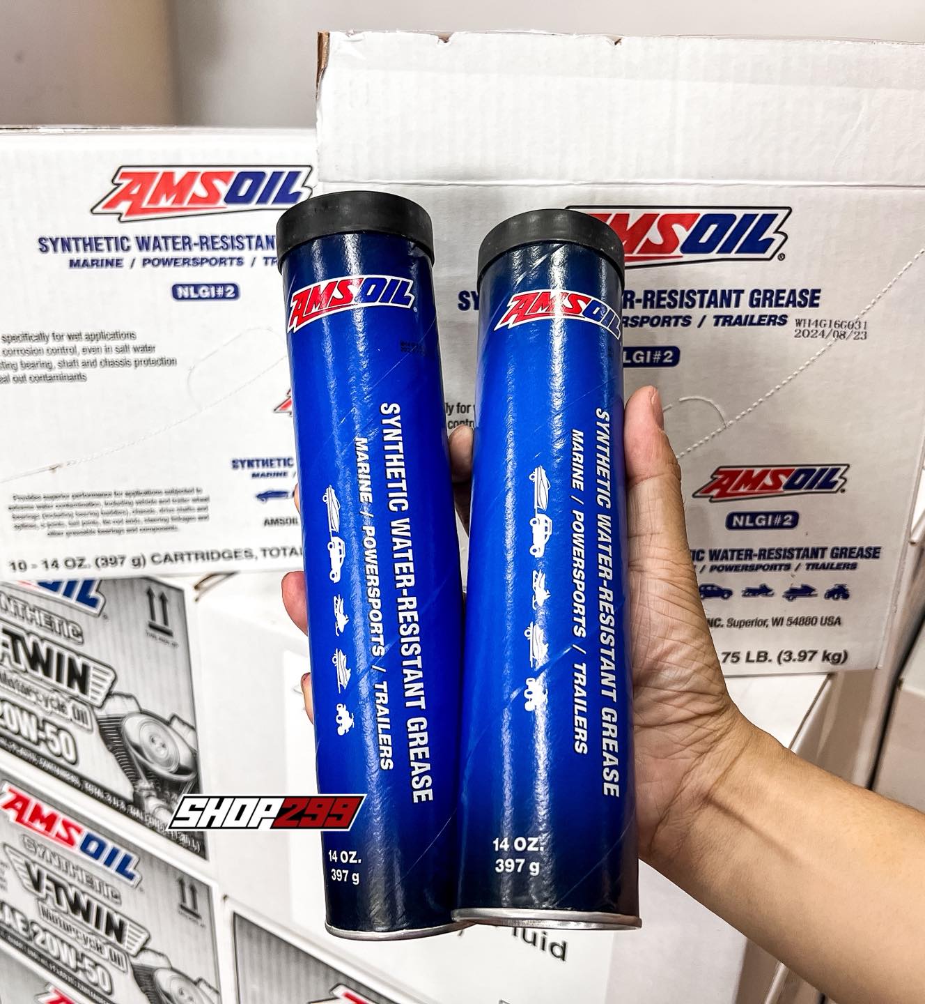 MỠ KHÁNG NƯỚC AMSOIL 100% SYNTHETIC WATER-RESISTANT GREASE - 397GRAM MỠ KHÁNG NƯỚC AMSOIL 100% SYNTHETIC WATER-RESISTANT GREASE - 397GRAM