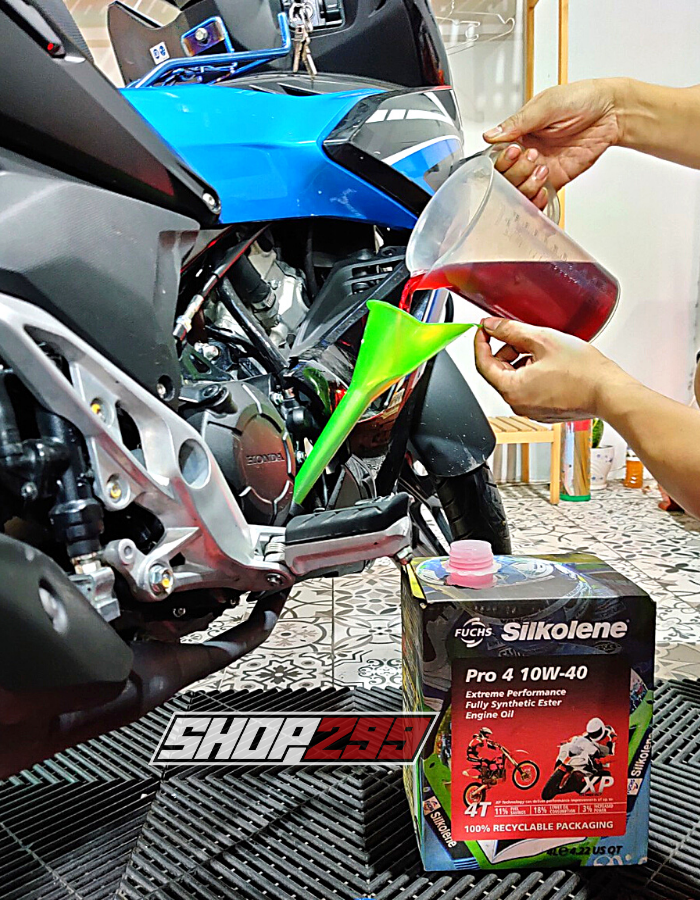 NHỚT FUCHS SILKOLENE PRO 4 10W40 XP 4L NHỚT FUCHS SILKOLENE PRO 4 10W40 XP 4L