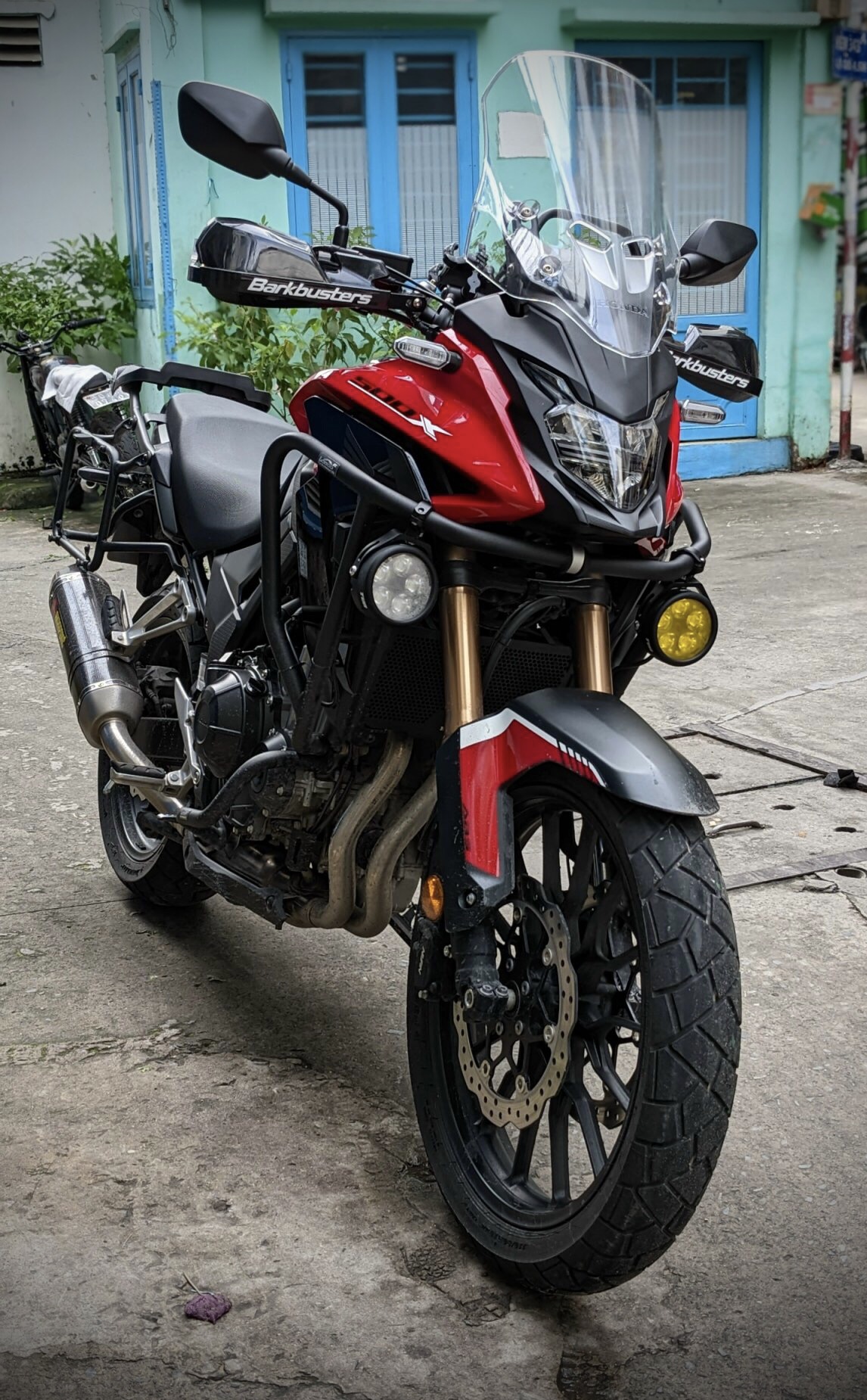 BẢO VỆ TAY LÁI KIỂU BARKBUSTERS - MÀU ĐEN BẢO VỆ TAY LÁI KIỂU BARKBUSTERS - MÀU ĐEN