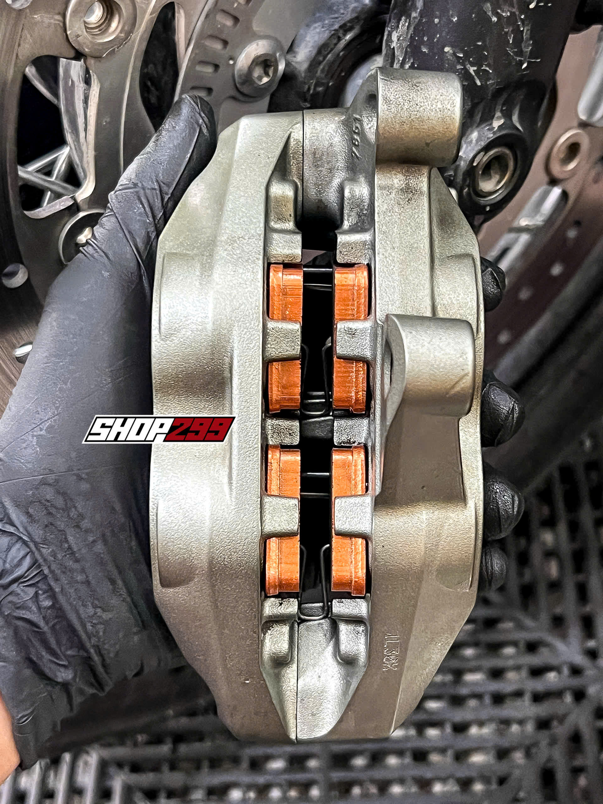 BỐ THẮNG YUMI RACING HH104 COPPERBASED SINTERED BỐ THẮNG YUMI RACING HH104 COPPERBASED SINTERED