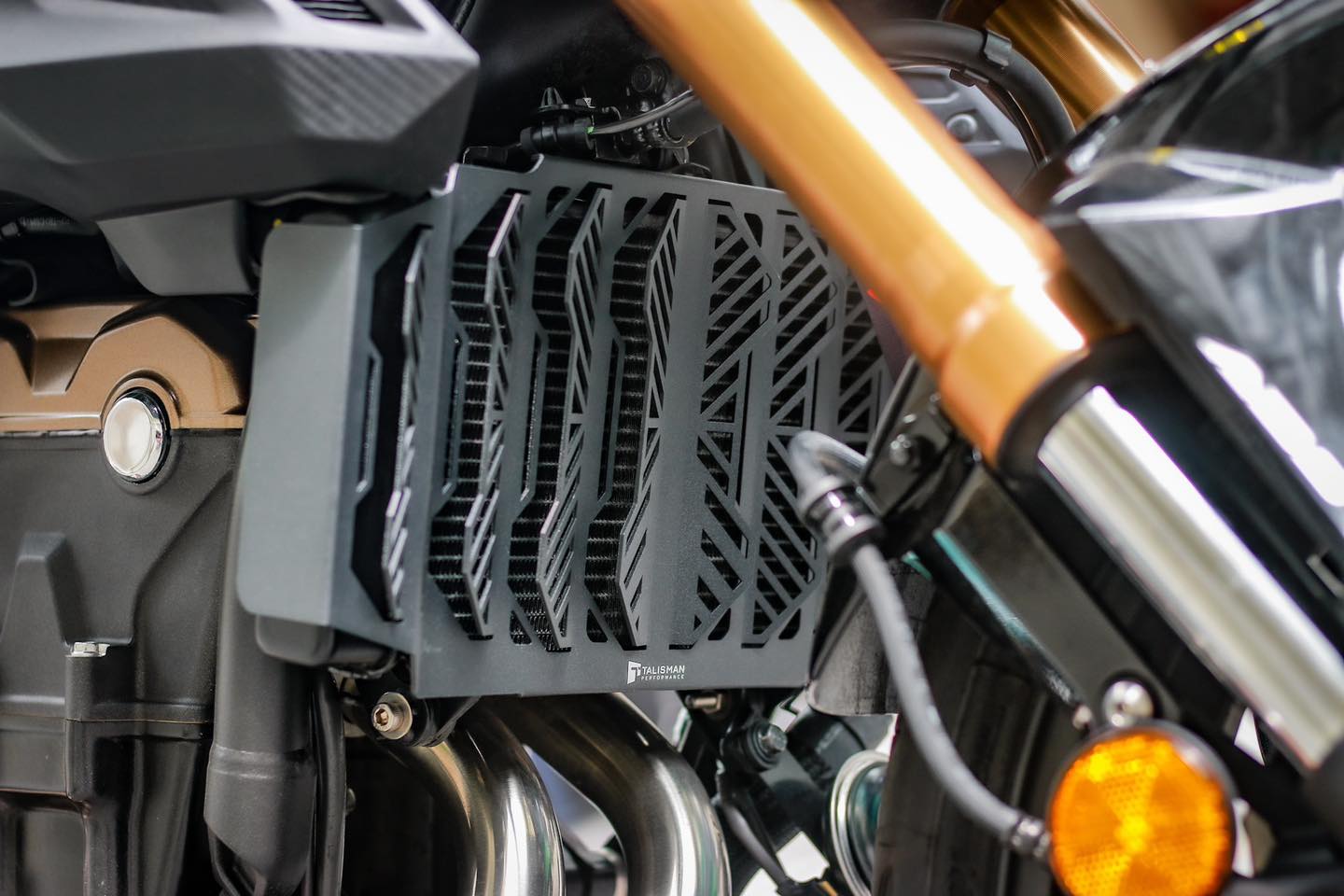 CHE KÉT NƯỚC TALISMAN CHO HONDA CB500F CHE KÉT NƯỚC TALISMAN CHO HONDA CB500F