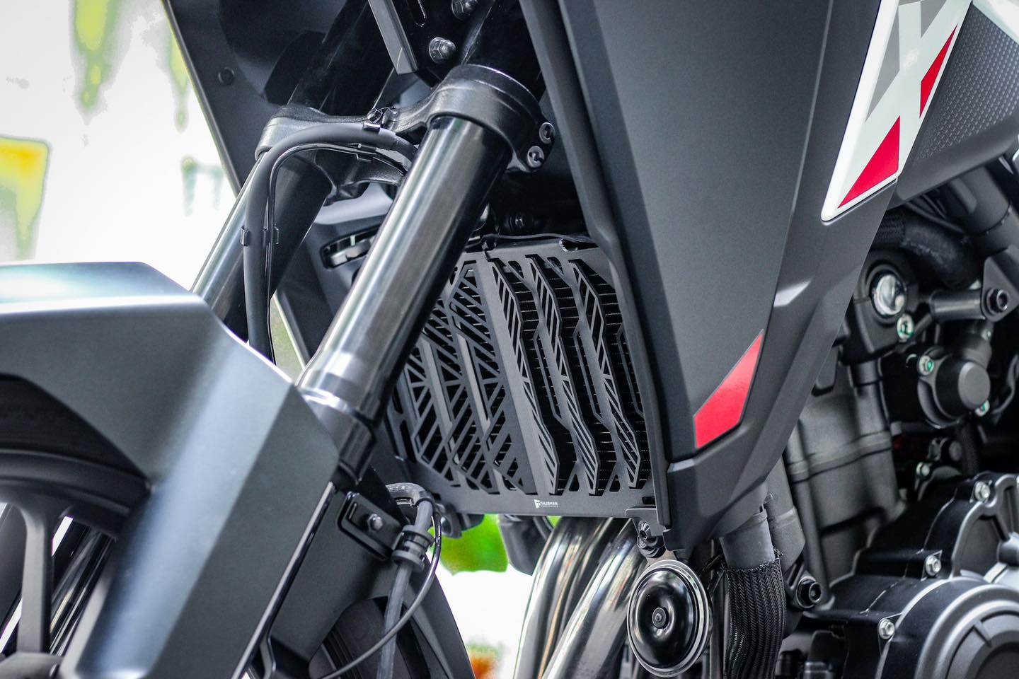 CHE KÉT NƯỚC TALISMAN CHO HONDA CB500X / HONDA NX500 CHE KÉT NƯỚC TALISMAN CHO HONDA CB500X / HONDA NX500