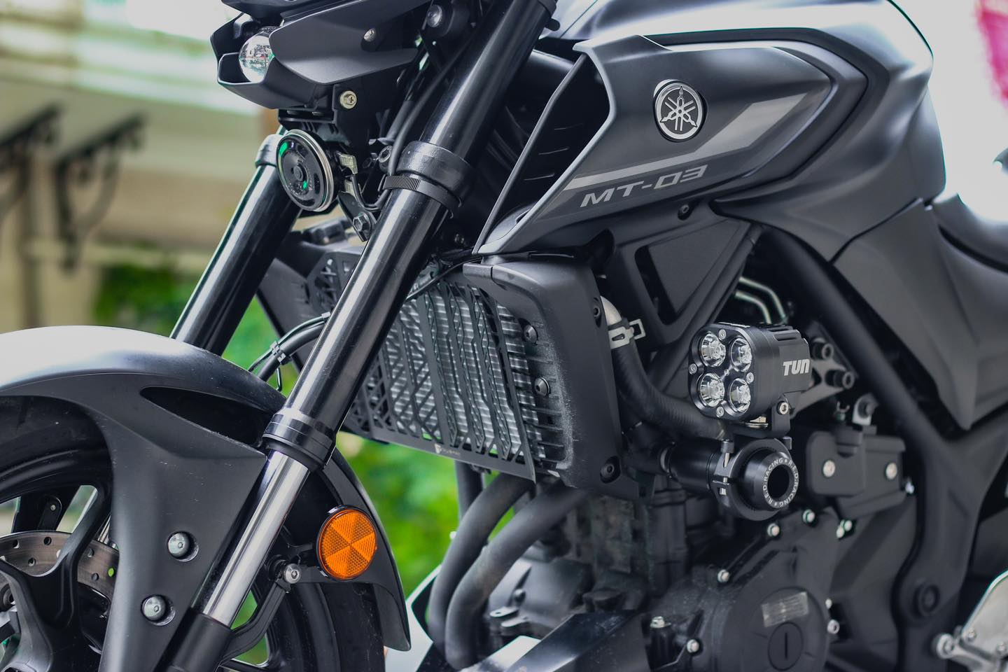 CHE KÉT NƯỚC TALISMAN CHO YAMAHA MT-03 CHE KÉT NƯỚC TALISMAN CHO YAMAHA MT-03