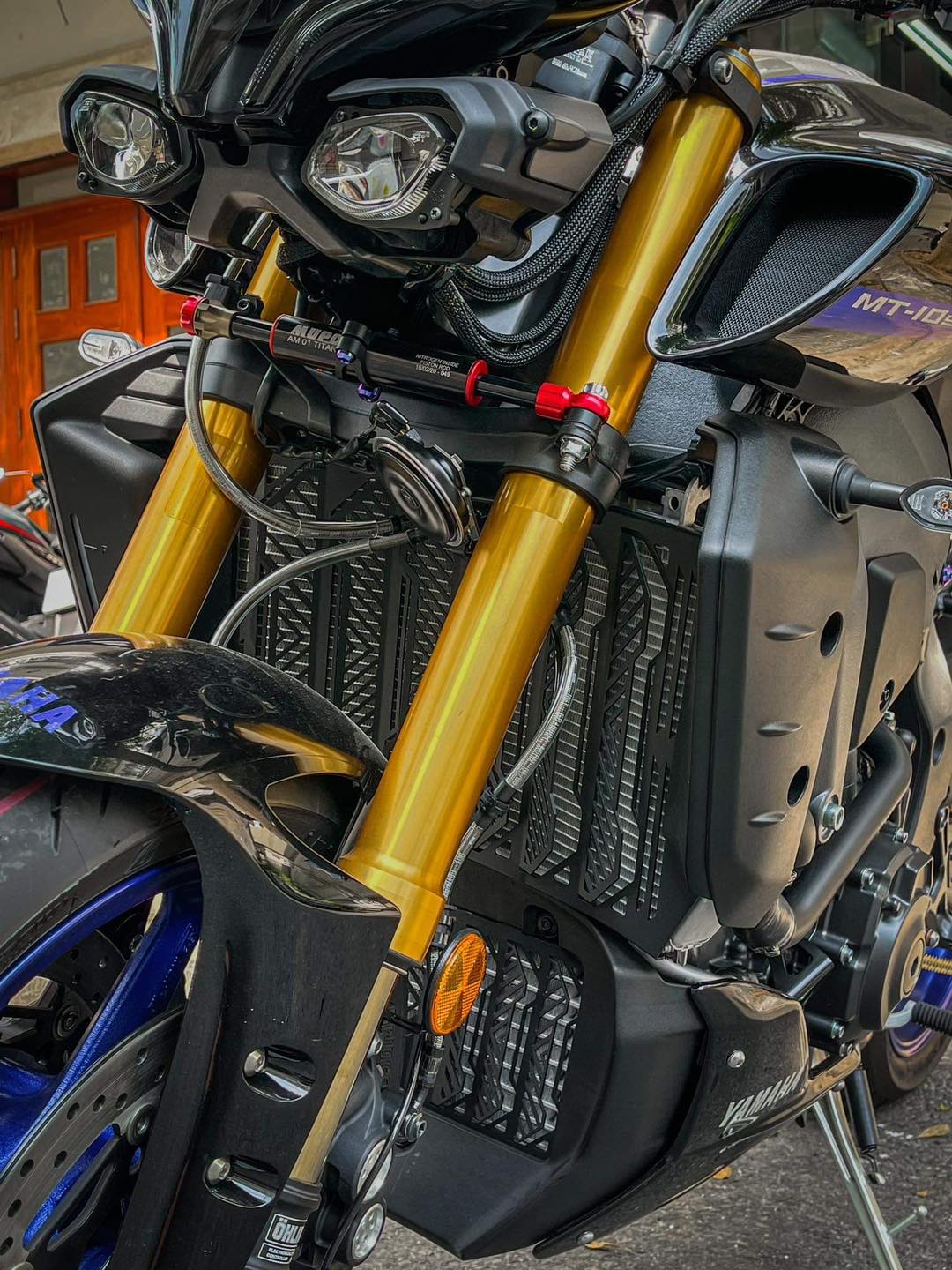 CHE KÉT NƯỚC TALISMAN CHO YAMAHA MT10 SP CHE KÉT NƯỚC TALISMAN CHO YAMAHA MT10 SP