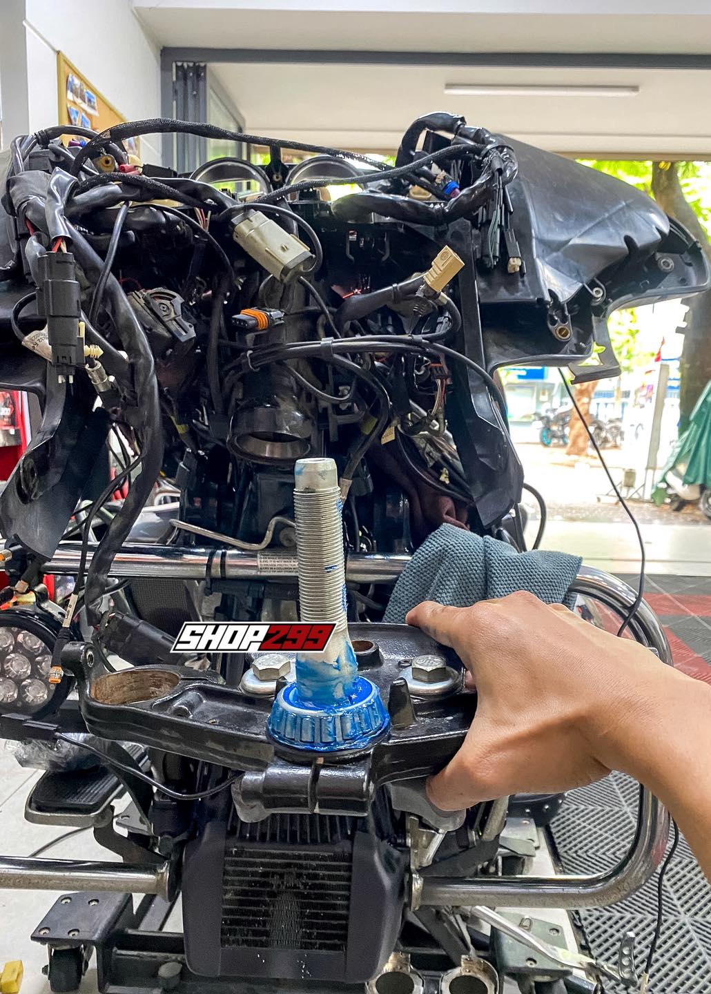 CHÉN CỔ BI ĐŨA SKF CHO HARLEY DAVIDSON TOURING CHÉN CỔ BI ĐŨA SKF CHO HARLEY DAVIDSON TOURING