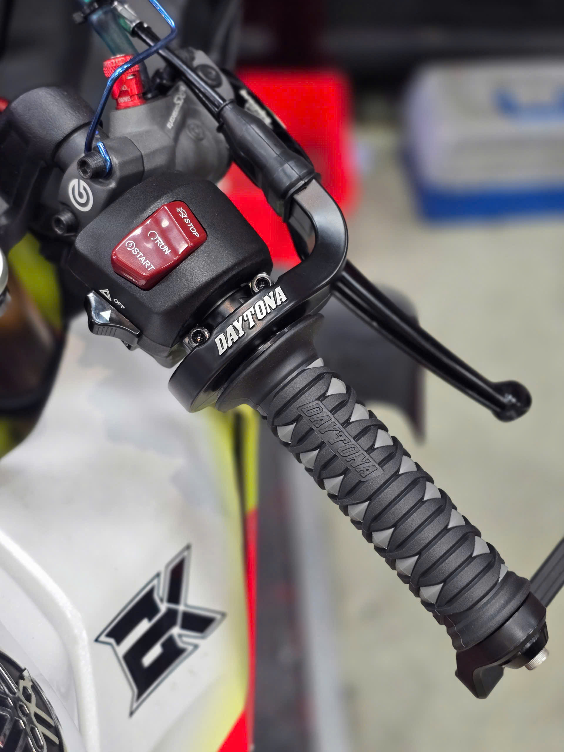 CÙM TĂNG TỐC DAYTONA EVOLUTION CHÍNH HÃNG CÙM TĂNG TỐC DAYTONA EVOLUTION CHÍNH HÃNG