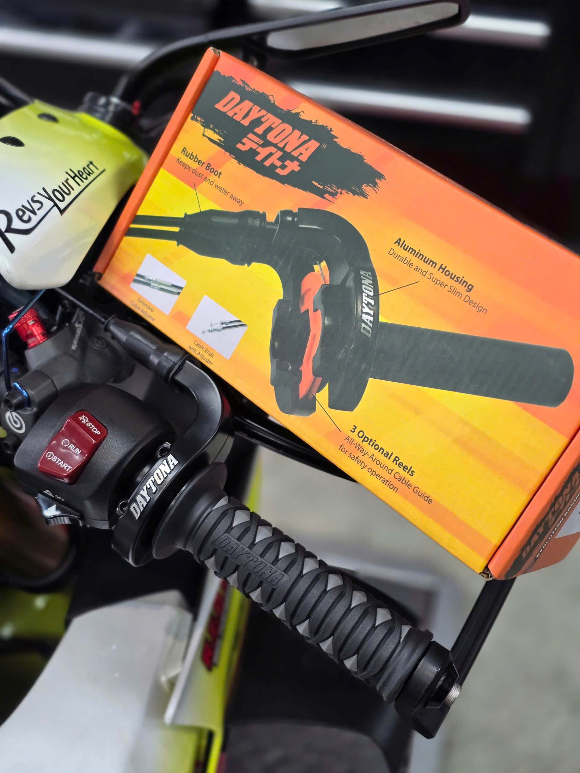 CÙM TĂNG TỐC DAYTONA EVOLUTION CHÍNH HÃNG CÙM TĂNG TỐC DAYTONA EVOLUTION CHÍNH HÃNG