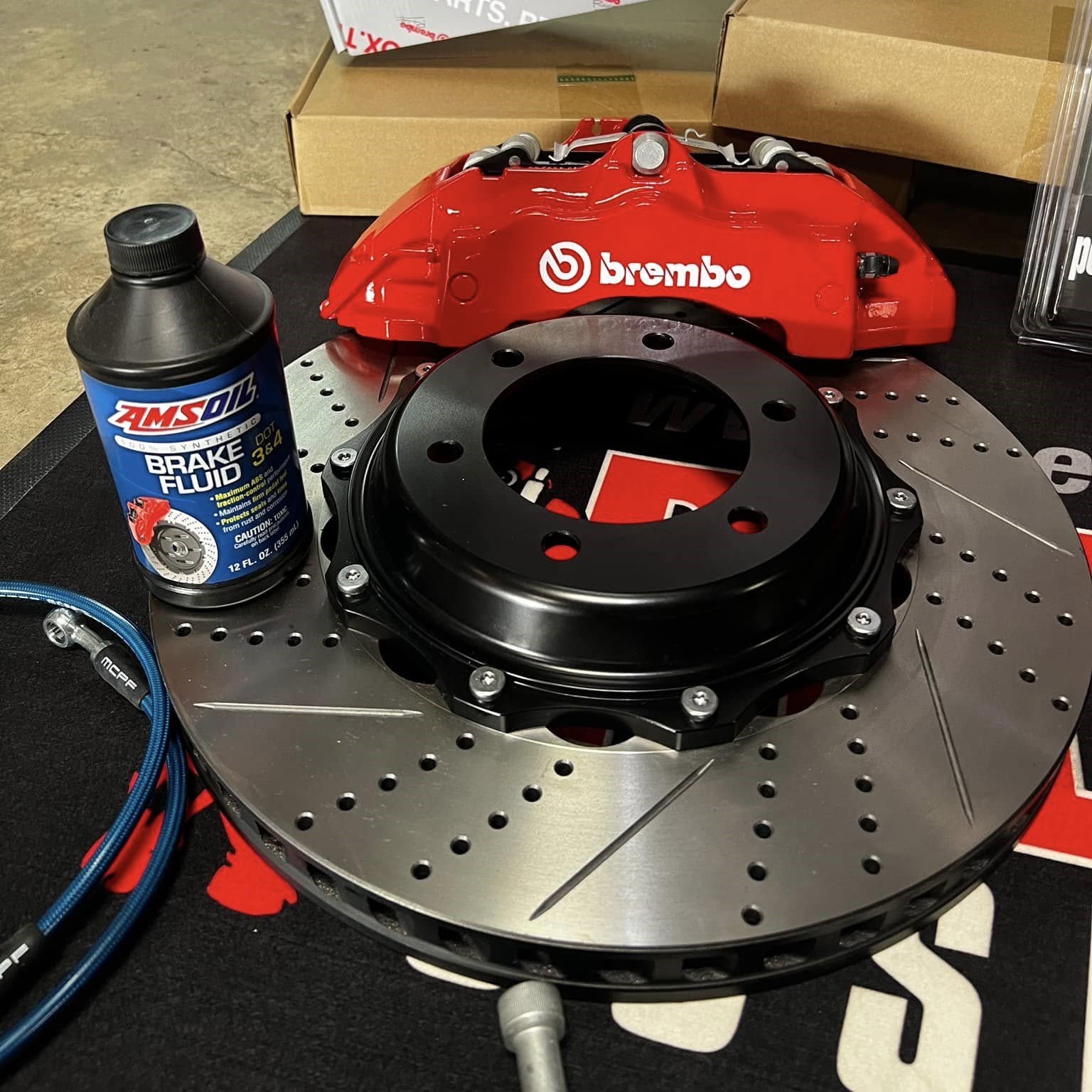 DẦU THẮNG AMSOIL DOT 3 & 4 100% FULL SYNTHETIC - 355ML DẦU THẮNG AMSOIL DOT 3 & 4 100% FULL SYNTHETIC - 355ML