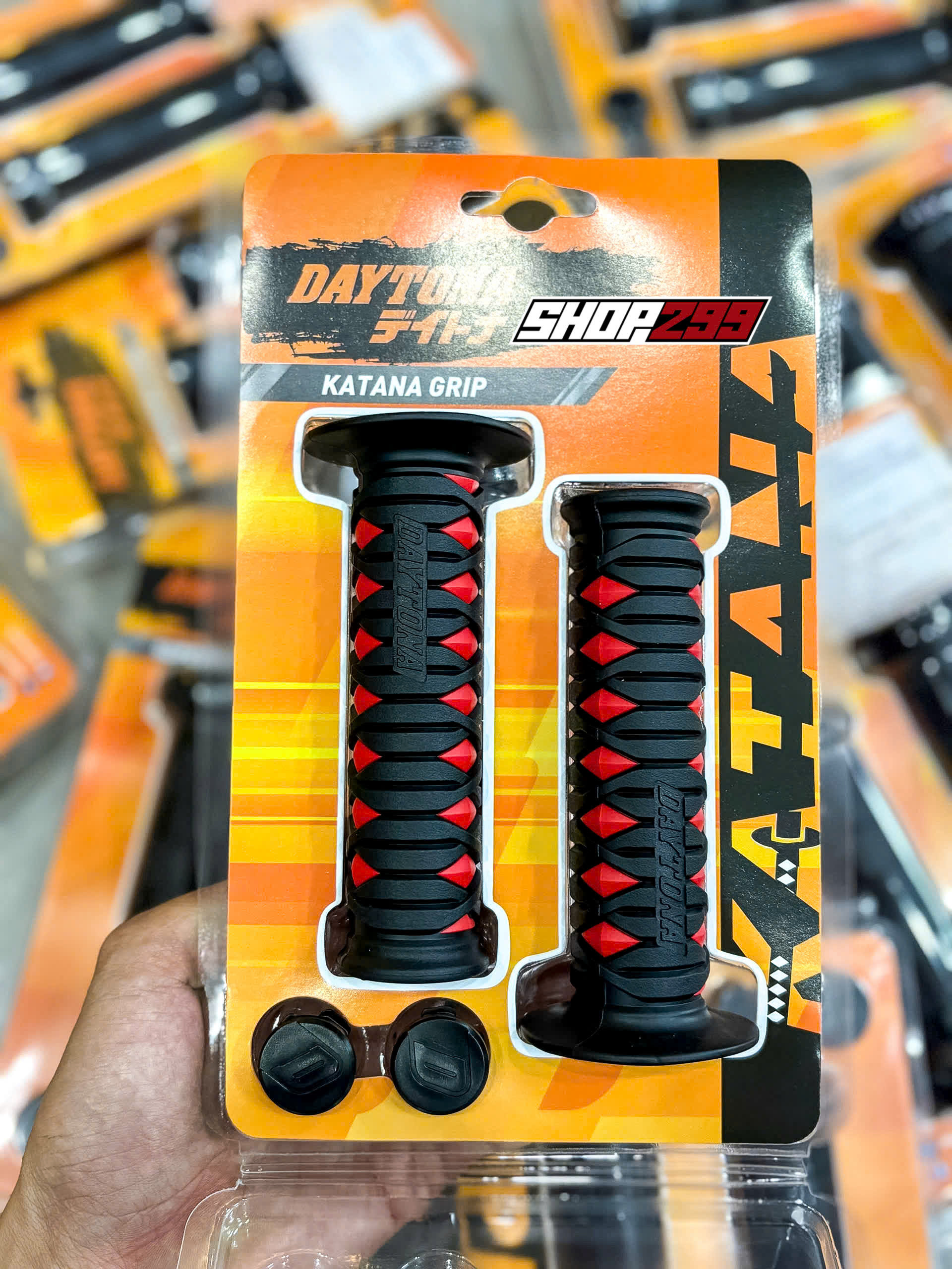 BAO TAY DAYTONA KATANA ĐEN ĐỎ CHÍNH HÃNG - 120MM BAO TAY DAYTONA KATANA ĐEN ĐỎ CHÍNH HÃNG - 120MM