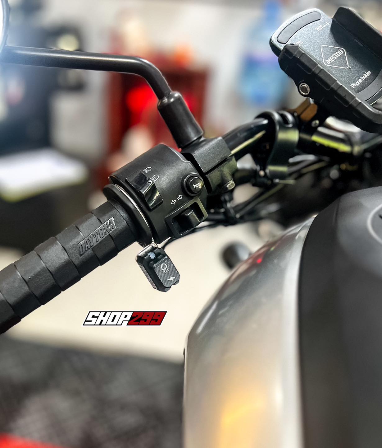 ĐÈN TRỢ SÁNG FUTURE EYES F20-P CHÍNH HÃNG ĐÈN TRỢ SÁNG FUTURE EYES F20-P CHÍNH HÃNG