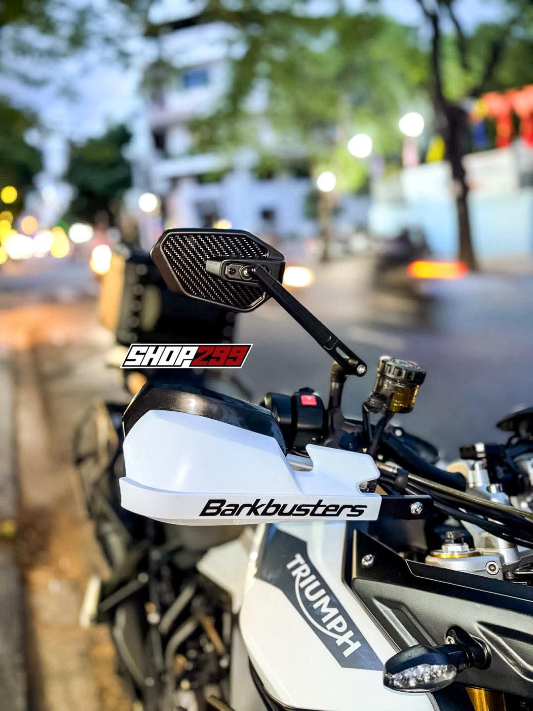 BẢO VỆ TAY LÁI KIỂU BARKBUSTERS - MÀU TRẮNG BẢO VỆ TAY LÁI KIỂU BARKBUSTERS - MÀU TRẮNG