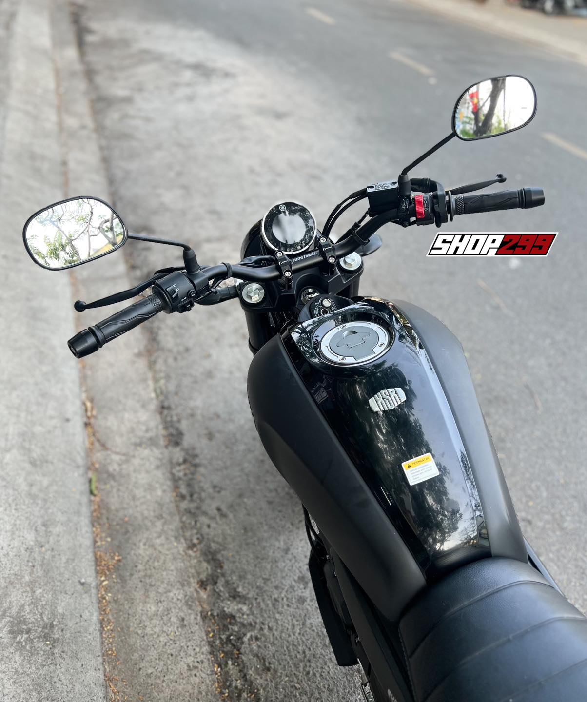 GHI ĐÔNG RENTHAL 721 - 28MM LẮP LÊN YAMAHA XSR155 GHI ĐÔNG RENTHAL 721 - 28MM LẮP LÊN YAMAHA XSR155