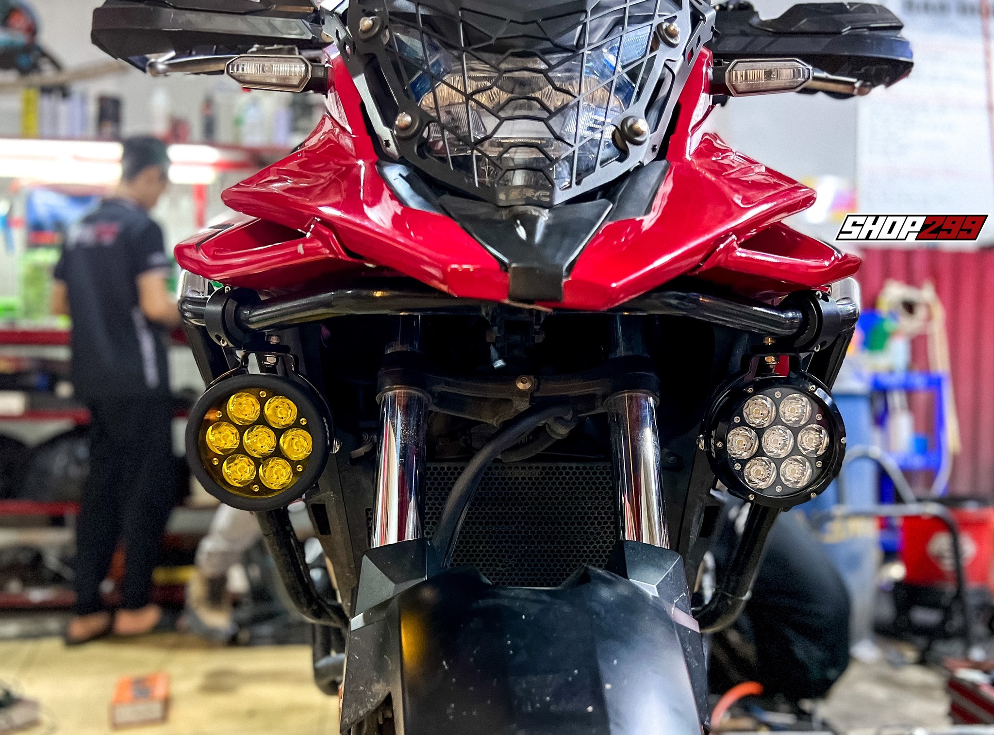 ĐÈN TRỢ SÁNG TUN 70 ĐÈN TRỢ SÁNG TUN 70