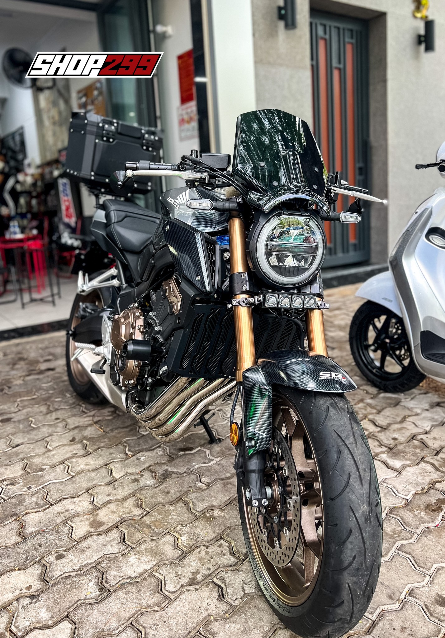 KHUNG ĐÈN TRỢ SÁNG 4 BÓNG BI CẦU MINI KENZO Z20 (KÈM KHUNG CNC) KHUNG ĐÈN TRỢ SÁNG 4 BÓNG BI CẦU MINI KENZO Z20 (KÈM KHUNG CNC)