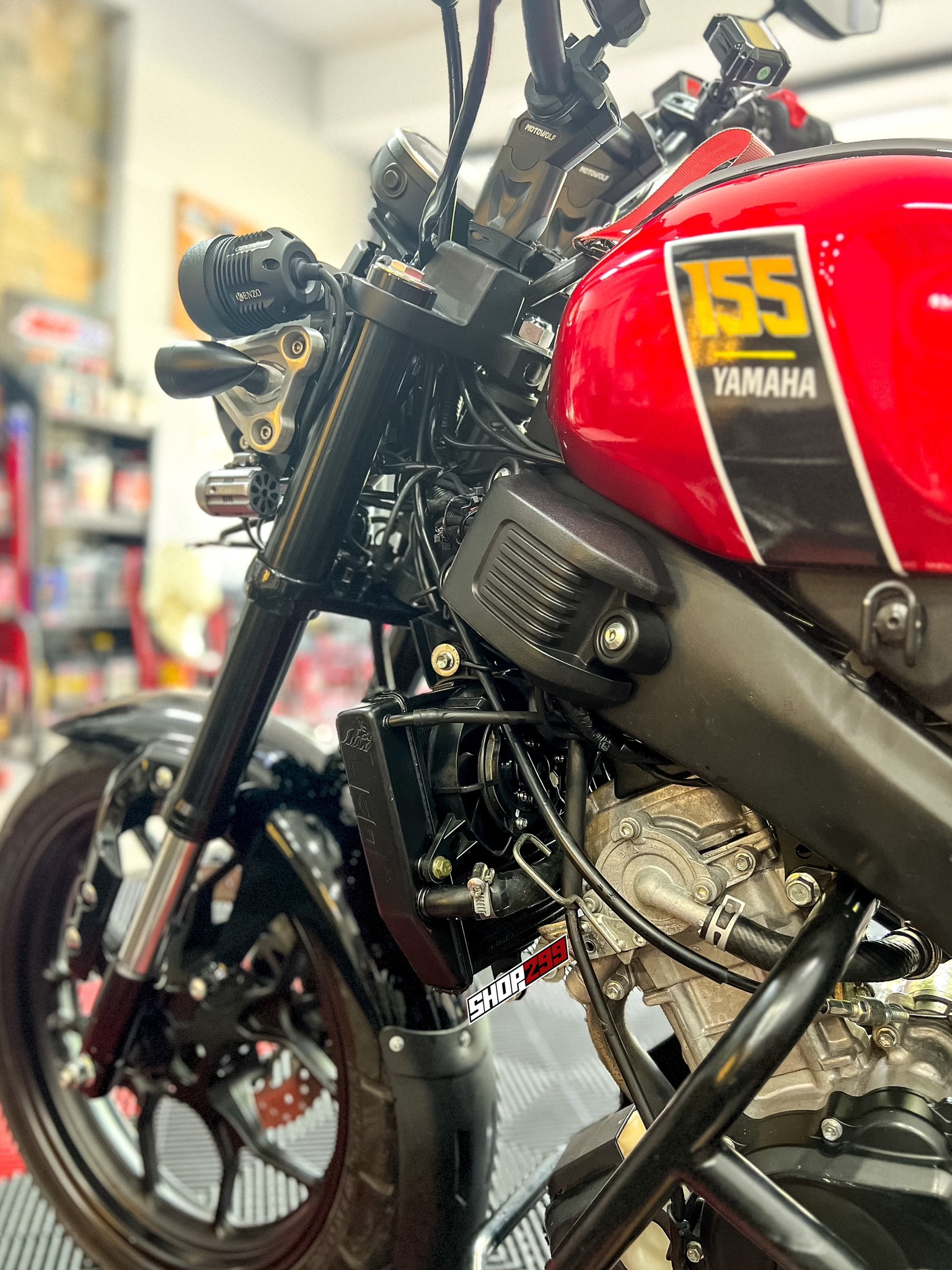 KÉT NƯỚC LỚN 2 QUẠT LEO RACING CHÍNH HÃNG THÁI LAN KÉT NƯỚC LỚN 2 QUẠT LEO RACING CHÍNH HÃNG THÁI LAN