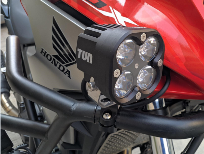 ĐÈN TRỢ SÁNG LED TUN 40X ĐÈN TRỢ SÁNG LED TUN 40X