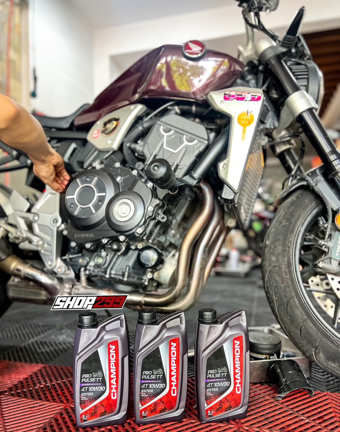 DẦU NHỚT CHAMPION PROPULSE TT 4T 10W30 ESTER - 1L DẦU NHỚT CHAMPION PROPULSE TT 4T 10W30 ESTER - 1L