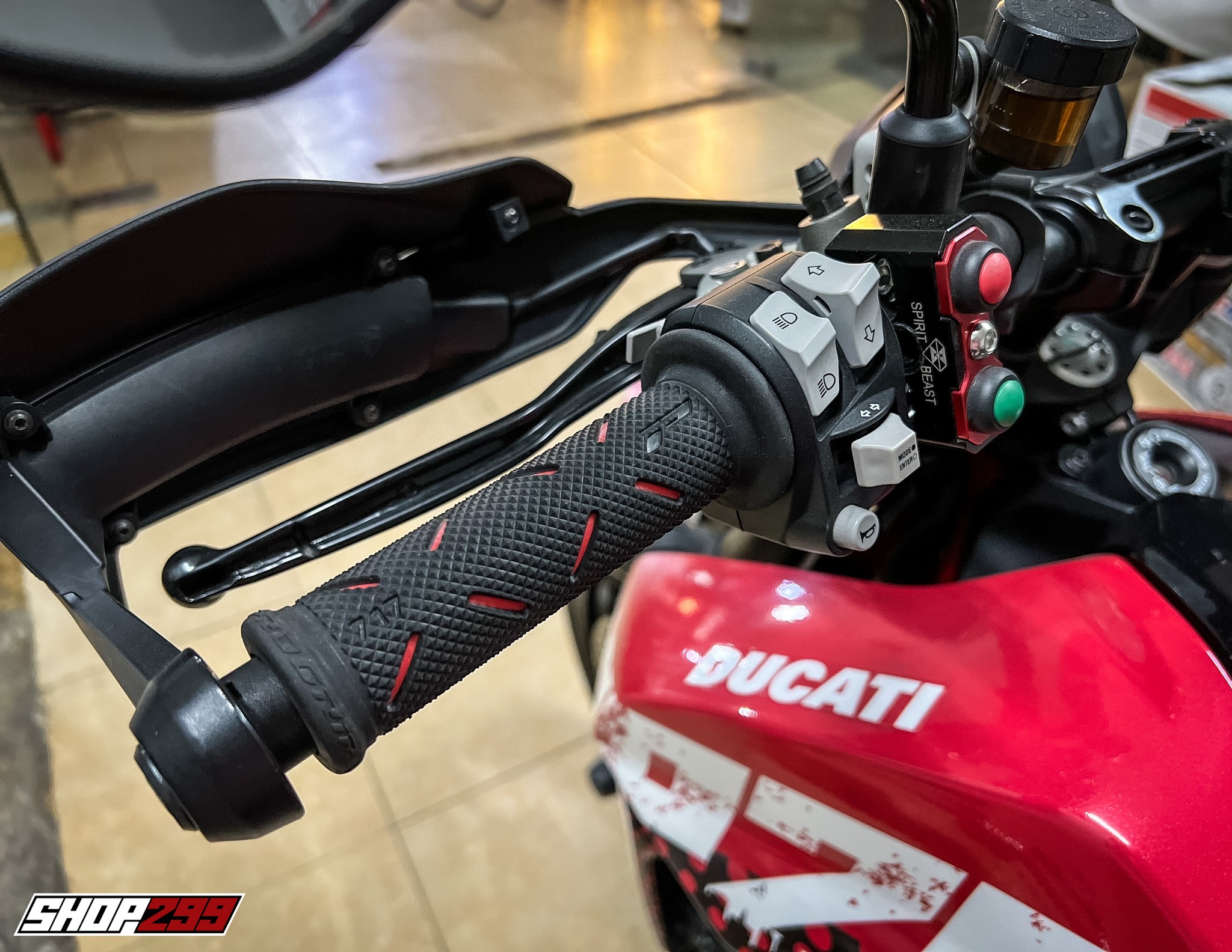 BAO TAY PROGRIP 717 (ĐỎ ĐEN) CHÍNH HÃNG BAO TAY PROGRIP 717 (ĐỎ ĐEN) CHÍNH HÃNG