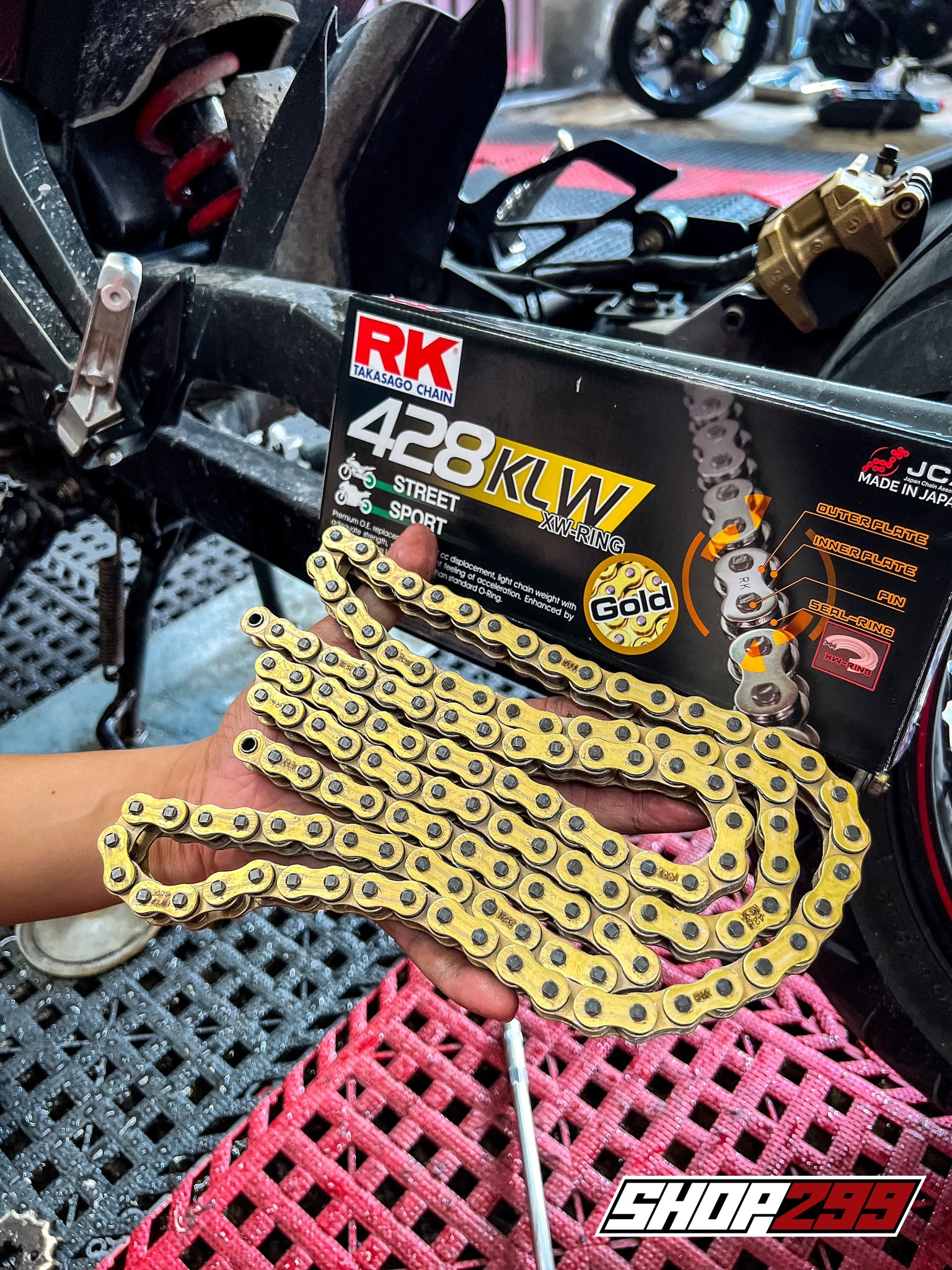 SÊN RK 428 KLW 132L (PHỐT XW-RING) - MÀU VÀNG SÊN RK 428 KLW 132L (PHỐT XW-RING) - MÀU VÀNG