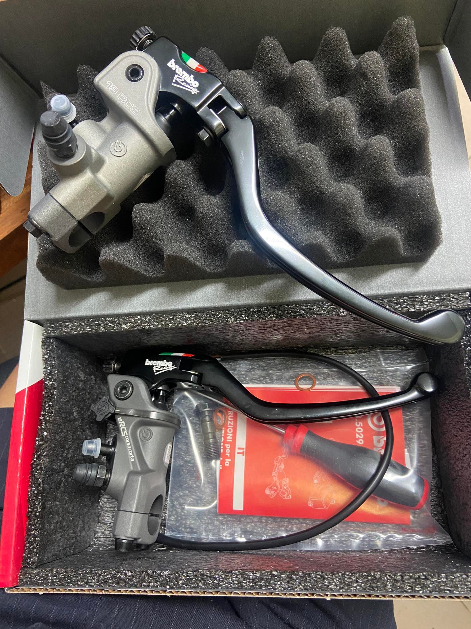 CÙM THẮNG BREMBO RCS 19 CORSA CORTA CHÍNH HÃNG CÙM THẮNG BREMBO RCS 19 CORSA CORTA CHÍNH HÃNG