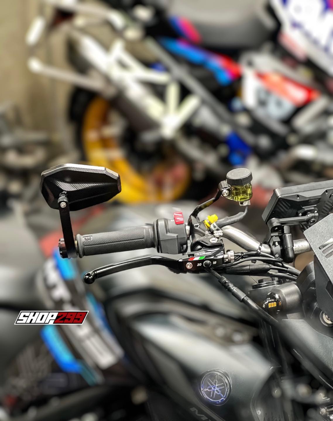 TAY THẮNG SMRT BILLET BÌNH DẦU RỜI KIỂU BREMBO CORSA CORTA RR - FULL ĐEN TAY THẮNG SMRT BILLET BÌNH DẦU RỜI KIỂU BREMBO CORSA CORTA RR - FULL ĐEN