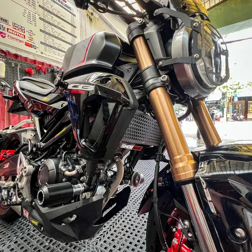 CHE KÉT NƯỚC TALISMAN CHO CB150R NEO SPORT CAFE/ EXMOTION