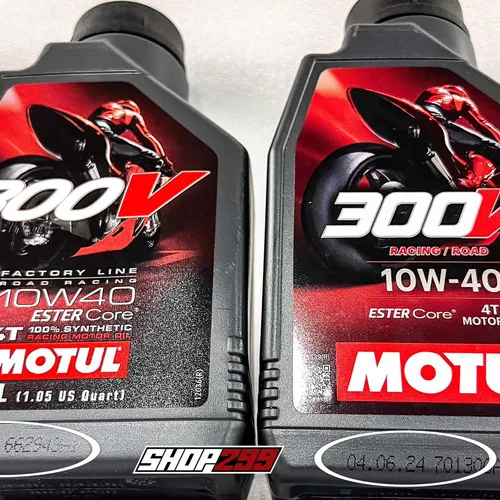 MẪU MỚI 2024 - NHỚT MOTUL 300V 10W40 TEM 3 LỚP NHẬP PHÁP