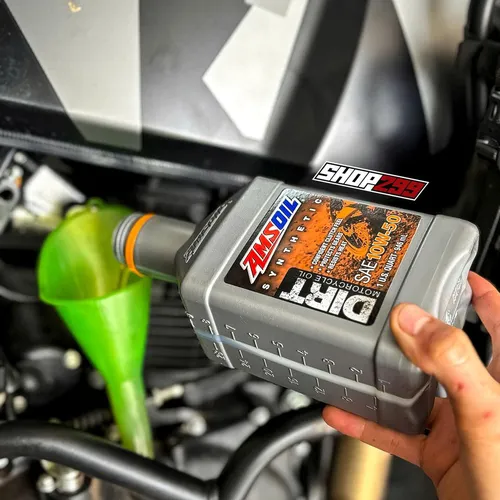 AMSOIL DIRT BIKE 10W50 100% SYNTHETIC - 946ML