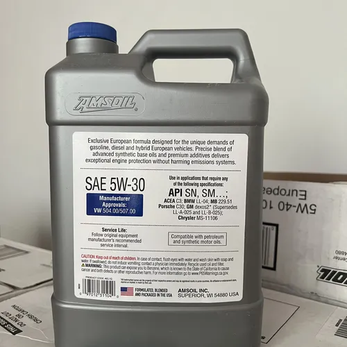 DẦU NHỚT TỔNG HỢP 100% NHẬP KHẨU MỸ AMSOIL EUROPEAN 5W30 - 3.78L