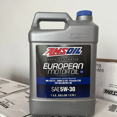 DẦU NHỚT TỔNG HỢP 100% NHẬP KHẨU MỸ AMSOIL EUROPEAN 5W30 - 3.78L