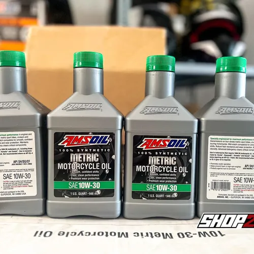 NHỚT AMSOIL METRIC 10W-30 - Quart (946ml)