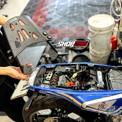 BAGA ĐẾ NHÔM B-TECH CHO HUSQVARNA 401