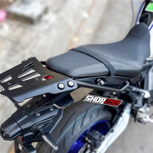 BAGA ĐẾ NHÔM B-TECH CHO YAMAHA MT09