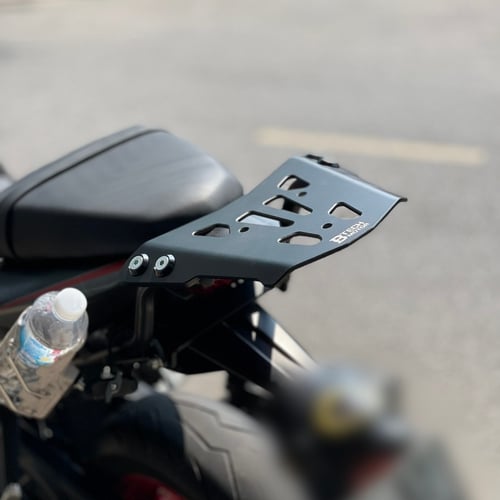 BAGA ĐẾ NHÔM B-TECH CHO YAMAHA R3