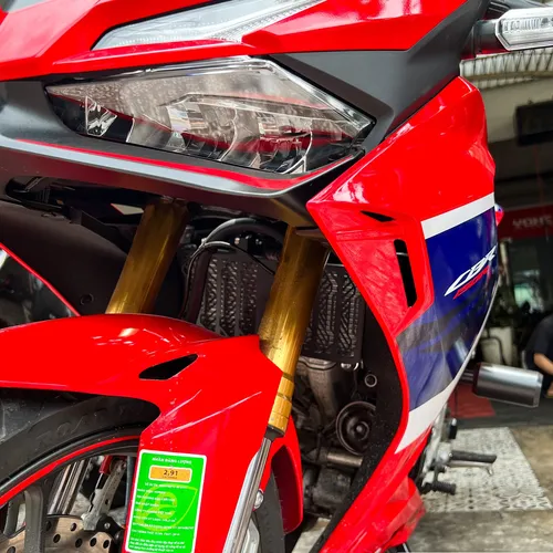 CHE KÉT NƯỚC TALISMAN CHO CBR150R 2022+