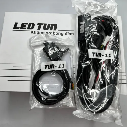 ĐÈN TRỢ SÁNG LED TUN 50C (KÈM BỘ DÂY TUN-11)