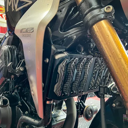 CHE KÉT NƯỚC TALISMAN CHO CB300R