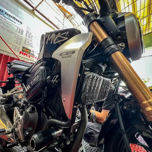 CHE KÉT NƯỚC TALISMAN CHO CB300R