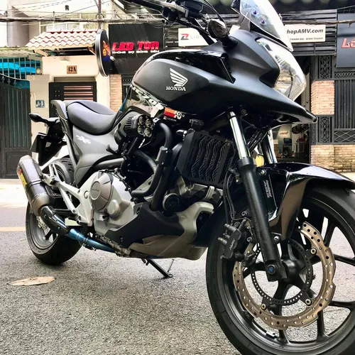 CHE KÉT NƯỚC TALISMAN CHO HONDA NC700X