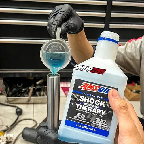 DẦU PHUỘC AMSOIL SHOCK THERAPY #10 MEDIUM - 946ML